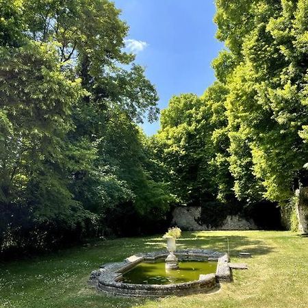 Romantique Jacuzzi, Au Chateau A 30 Min De Paris Apartment Limay Exterior photo